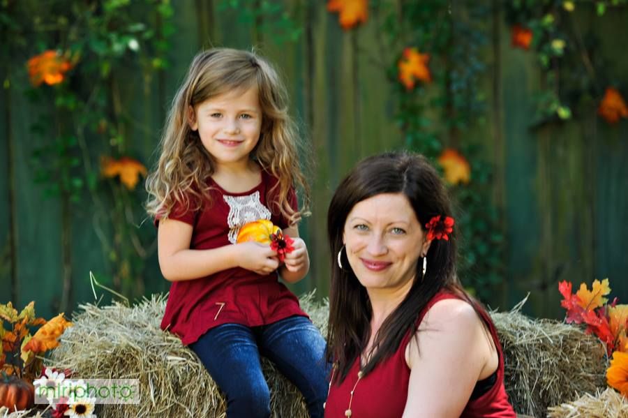 Four year old Rylan and her mom Meegan