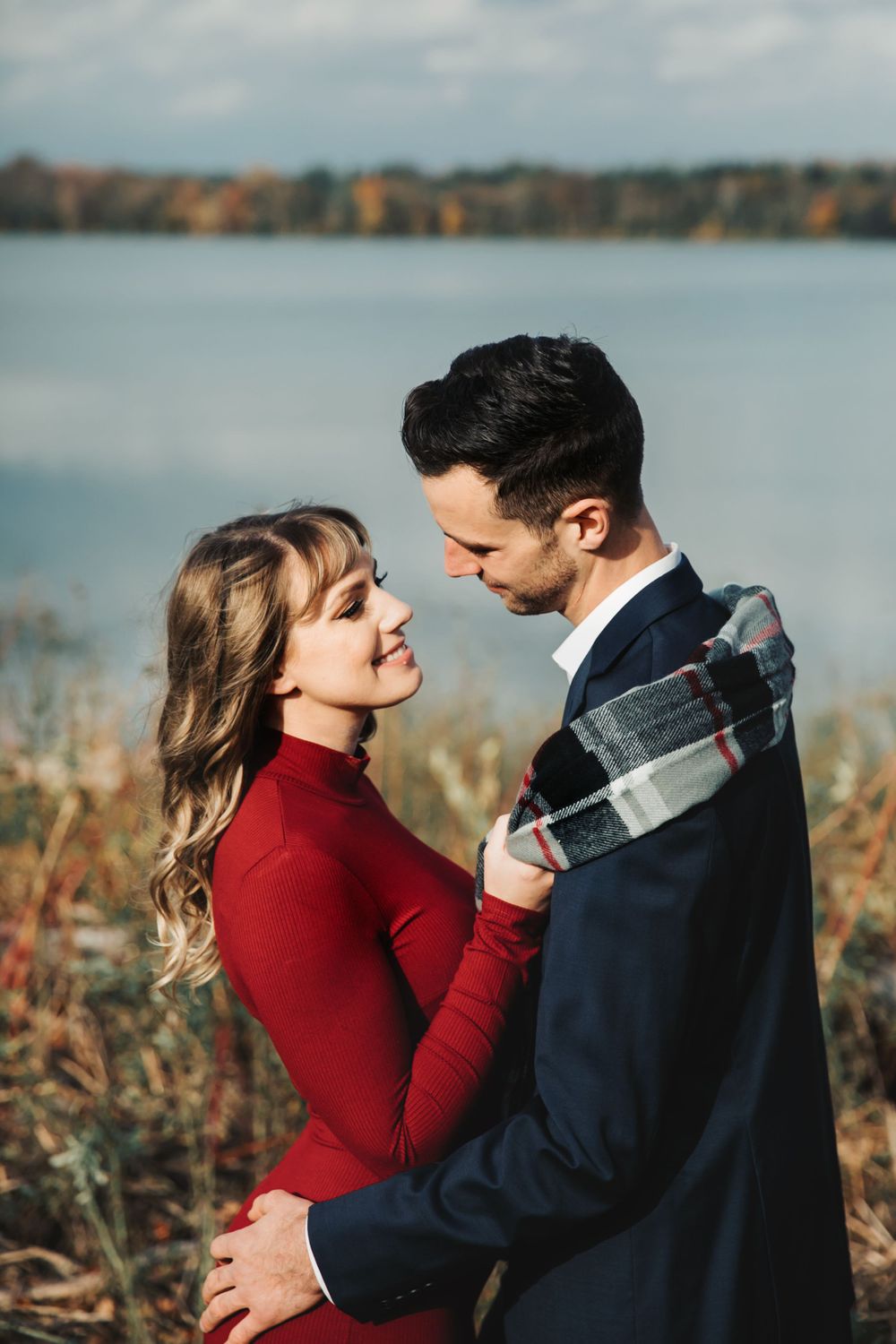 Fall engagement photos at Fanshawe Conservation Area London Ontario by photographer Shawn Van Daele