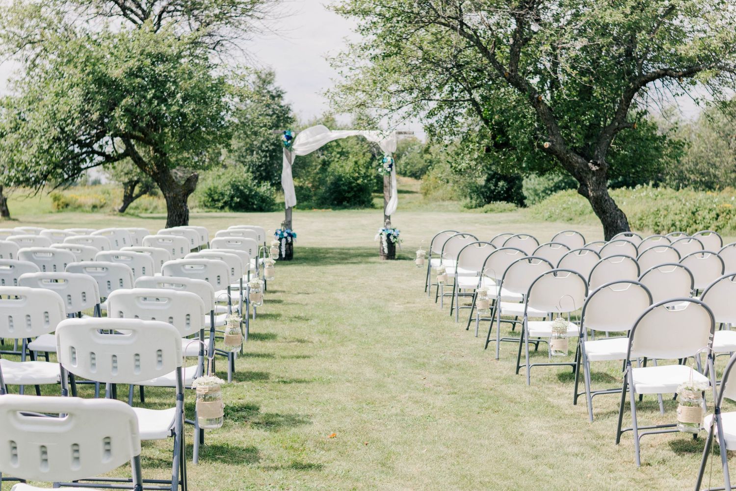 L'Anse Michigan Wedding Photographer Linden Creek Farm