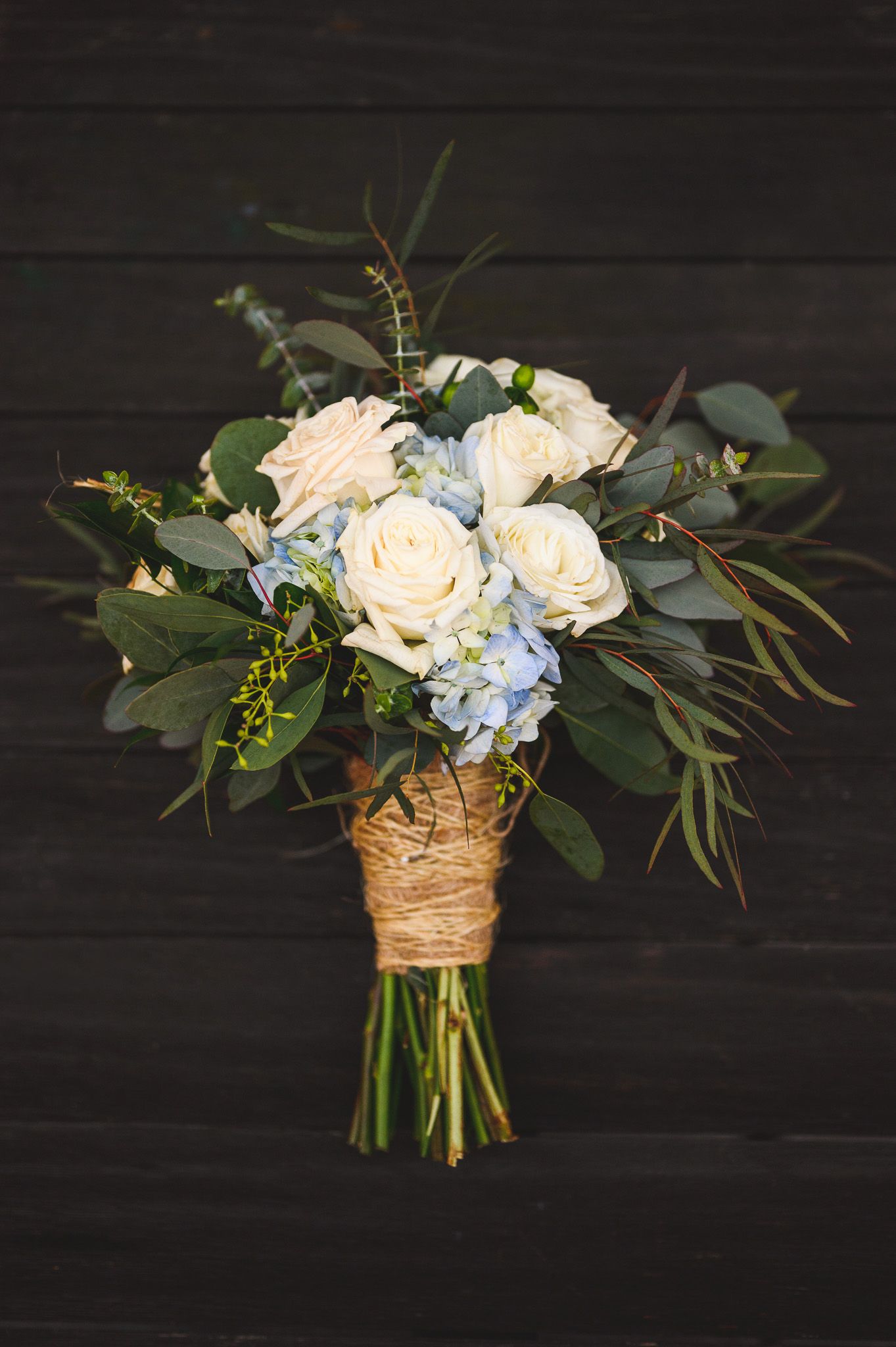 what and blue flower details