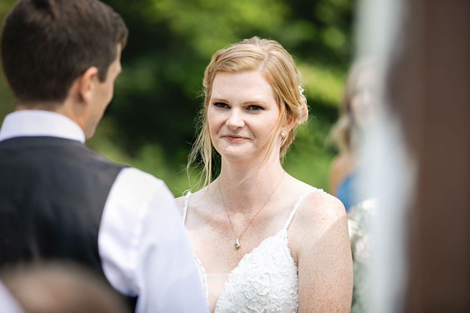 Charming rustic backyard wedding in Mount Brydges Ontario by London photographer Shawn Van Daele
