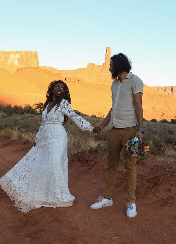 castle valley elopement in Utah