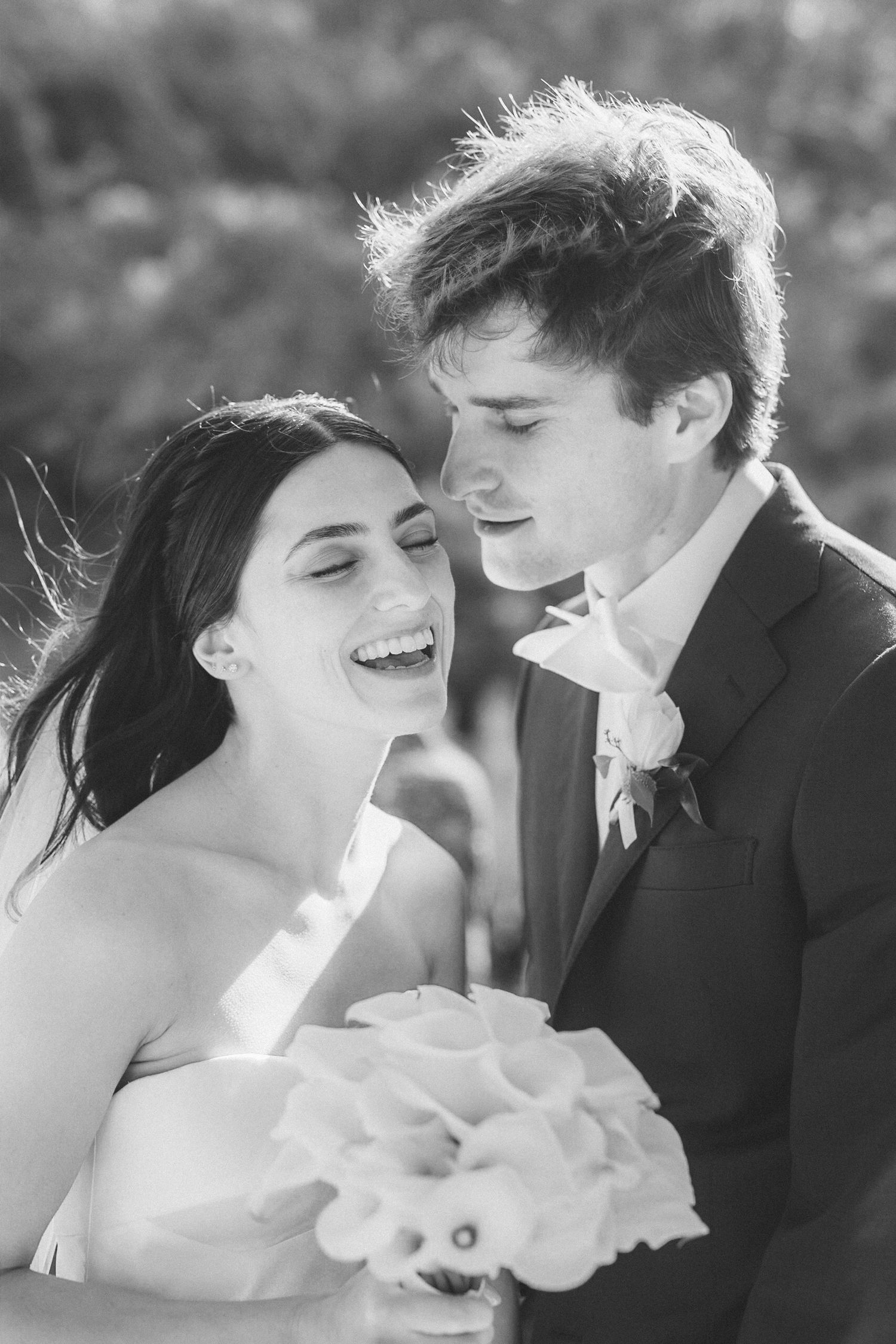 Romantic French destination wedding in Portugal — captured with cinematic flair at Penha Longa Hotel. By Regina Wedding Photographer Lisbon