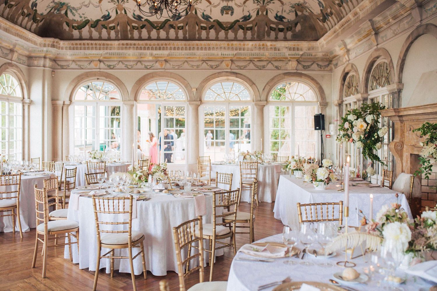 Elegant wedding reception table setting at Casa dos Penedos, Sintra captured by a Portugal destination wedding photographer