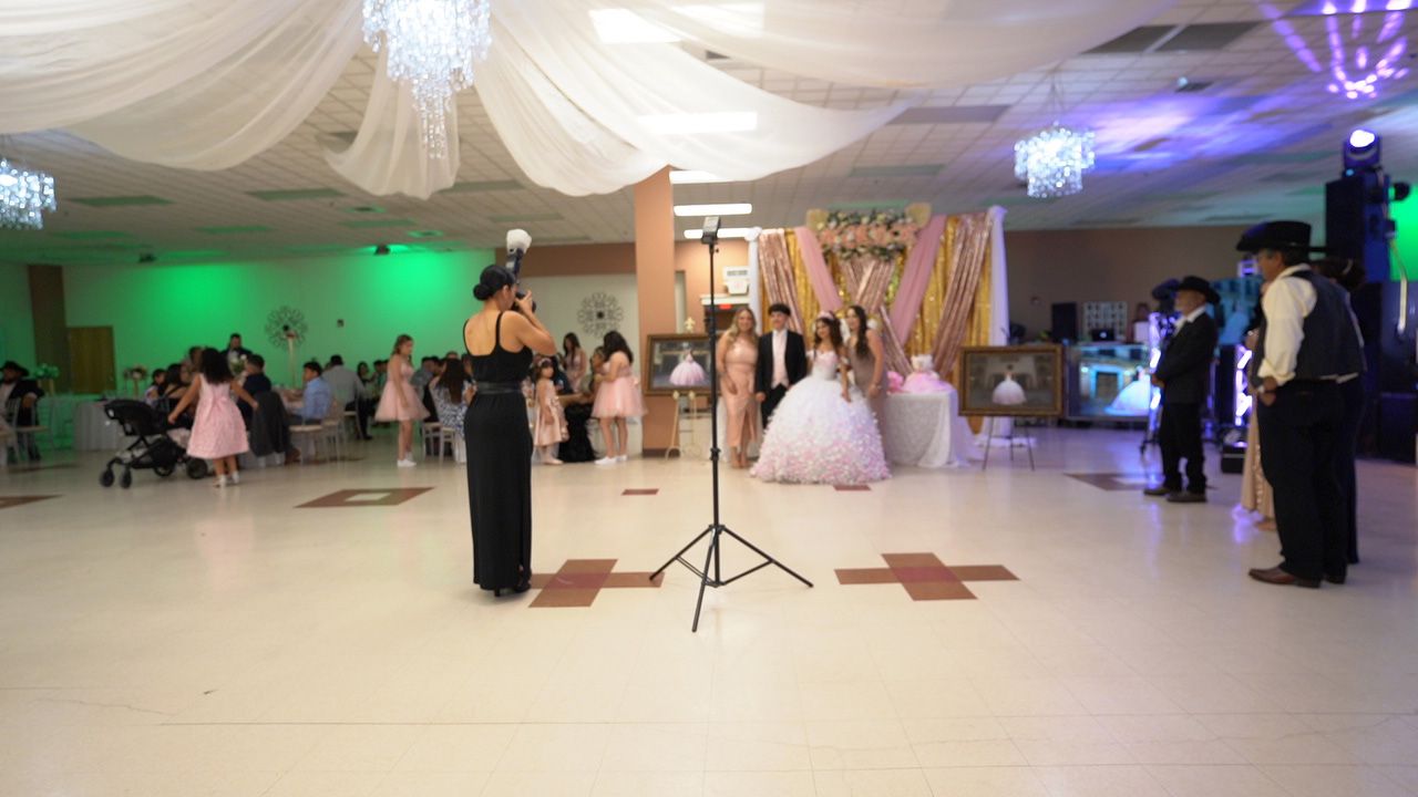 The Ultimate Quinceañera Timeline by Fotolilly Photography quince timeline dallas fort worth quince photographers