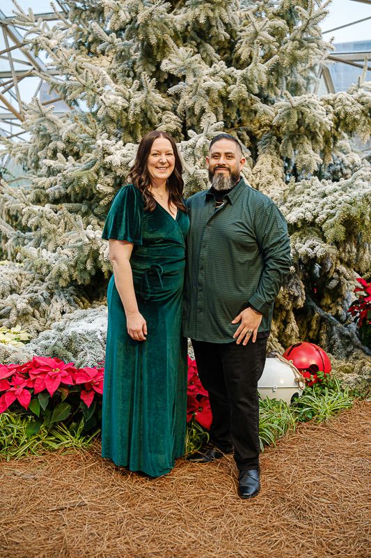 fort-wayne-photographer-photography-holiday-xmas-fwbc-botanical-conservatory-family-session-1006