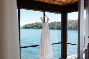 North Bay and Muskoka Wedding Photographer near gta+Barrie+callender and destination wedding photographer in italy+mexico+iceland anywhere
