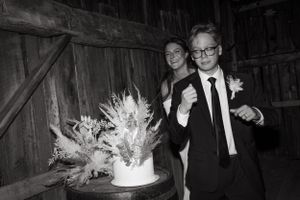 North Bay and Muskoka Wedding Photographer near gta+Barrie+callender and destination wedding photographer in italy+mexico+iceland anywhere
