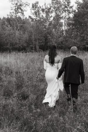 North Bay and Muskoka Wedding Photographer near gta+Barrie+callender and destination wedding photographer in italy+mexico+iceland anywhere