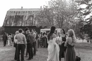 Dccumentary wedding photographer and video in ontario mainly muskoka + gta + north bay + barrie + sundridge + sudbury and anywhere.