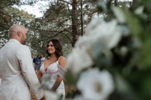 Dccumentary wedding photographer and video in ontario mainly muskoka + gta + north bay + barrie + sundridge + sudbury and anywhere.