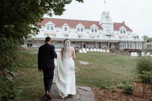 North Bay and Muskoka Wedding Photographer near gta+Barrie+callender and destination wedding photographer in italy+mexico+iceland anywhere