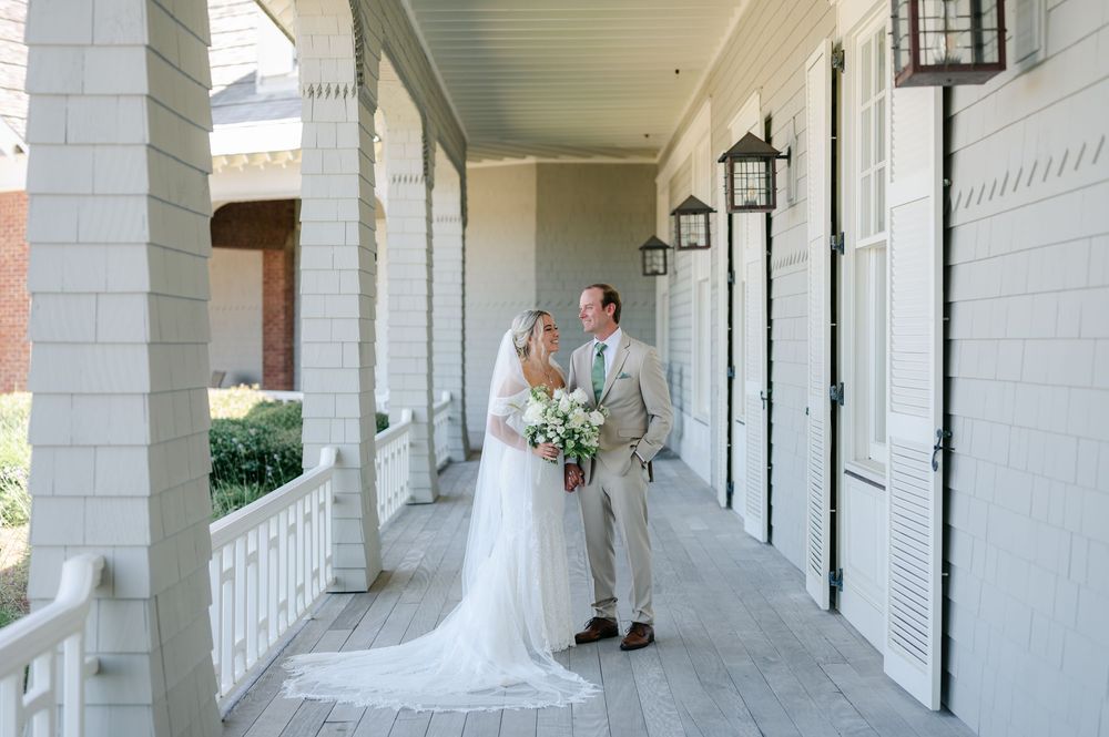 Ocean Course Kiawah wedding photos from a top Charleston wedding photographer. See more timeless and candid wedding photos Lowndes Grove