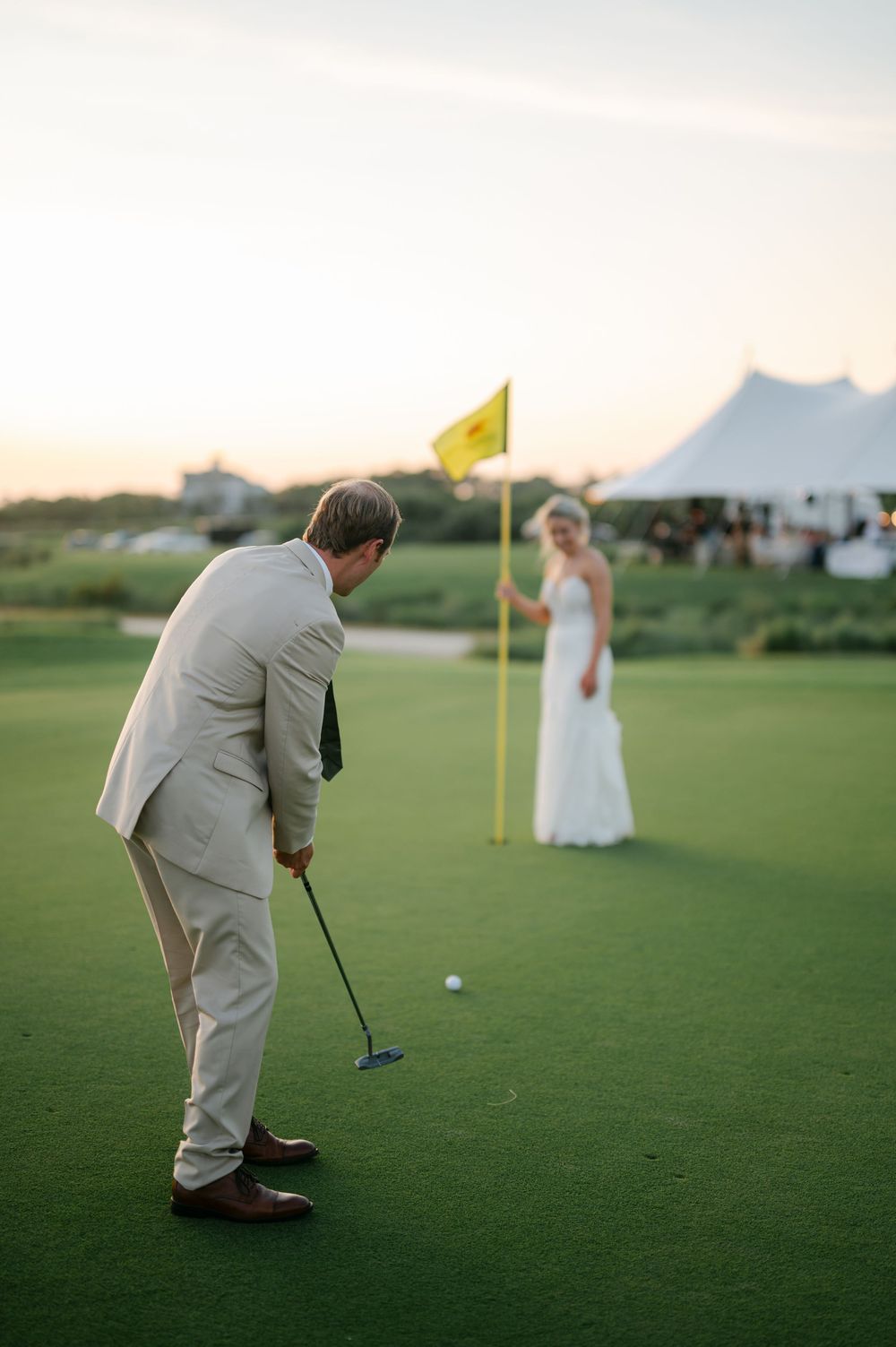 Ocean Course Kiawah wedding photos from a top Charleston wedding photographer. See more timeless and candid wedding photos Lowndes Grove