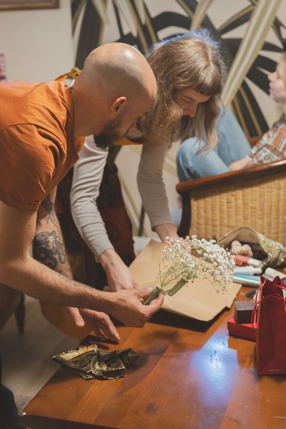 Préparatif d'un Mariage queer, lesbien en Bretagne - Pays de Loire