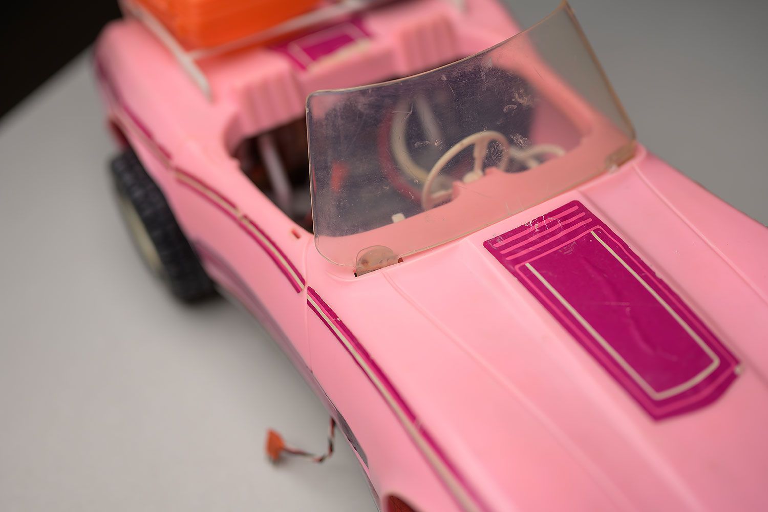 Modern photos of Gizmo's Corvette movie prop