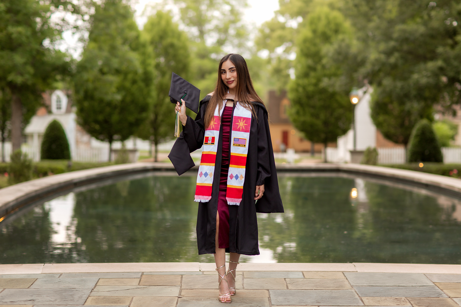 Graduation photos, senior, William and Mary, Graduation photographer, senior photographer, William and Mary photographer, Williamsburg