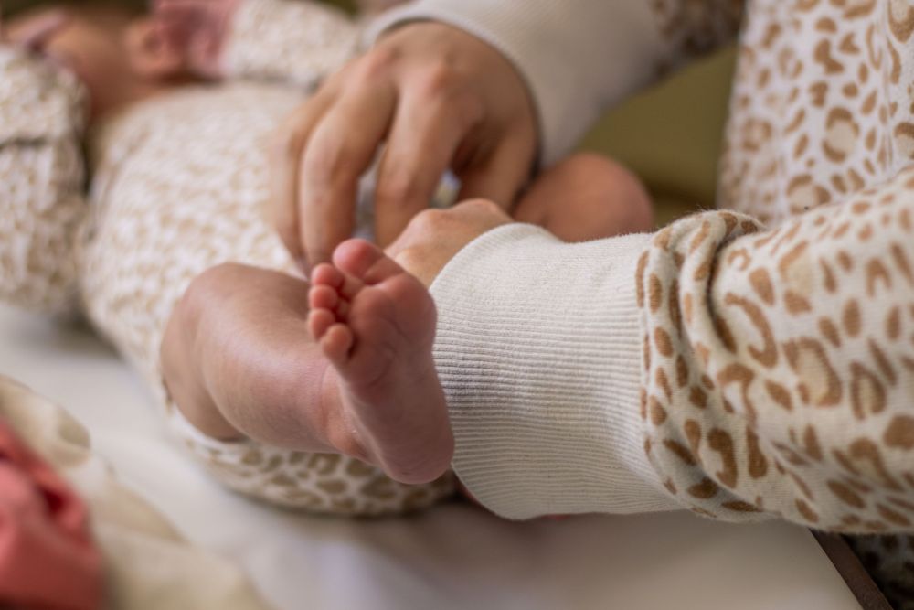 Lifestyle Newborn, Rachel Collins Photography, LLC