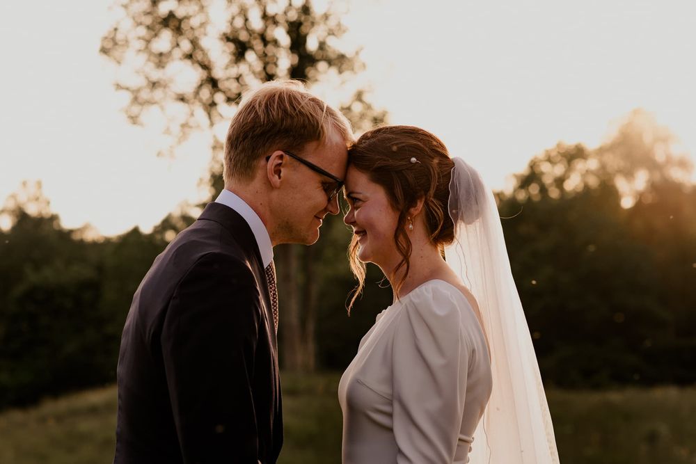 Bröllopsporträtt vid bröllop på Näs Herrgård med Fotograf Veronica Eng.