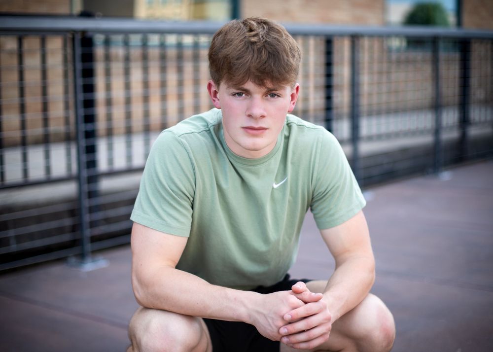 Professional Photographer Janesville Wisconsin Senior Portraits Craig Parker and Surrounding areas
Jessica Roth Photography
