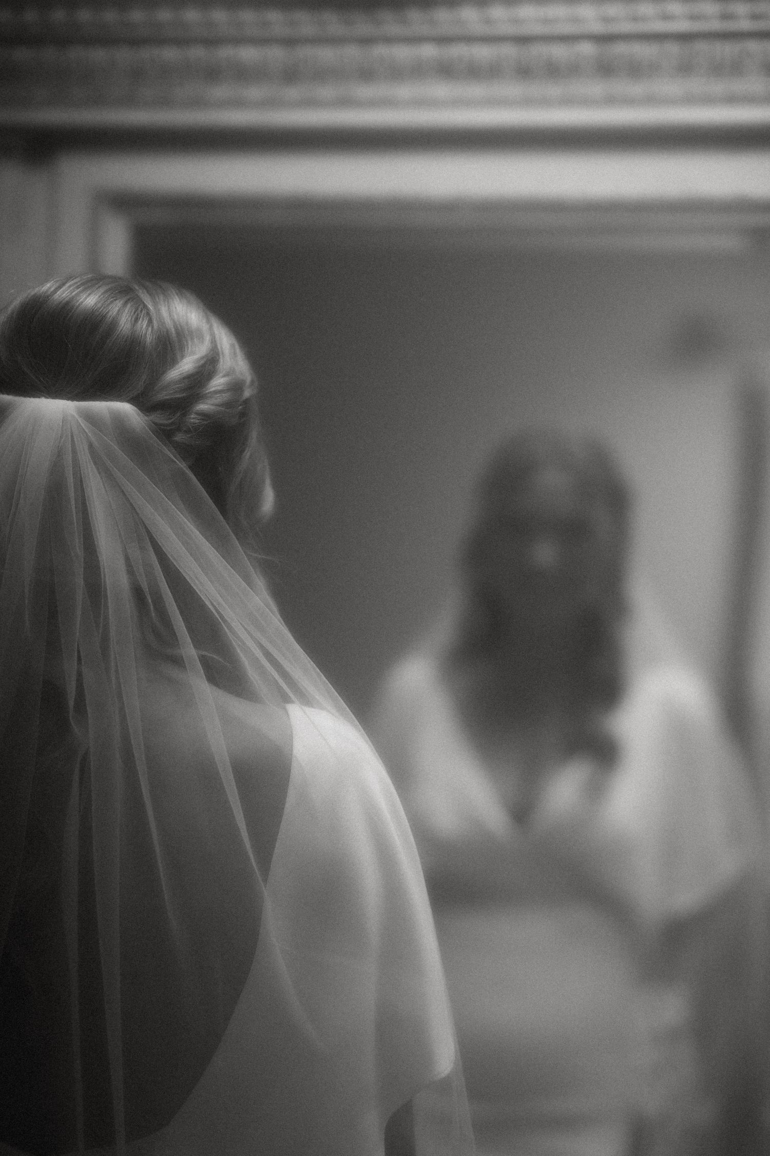 Texas wedding photographer with a vintage feel-classy and fun style with a retro vibe