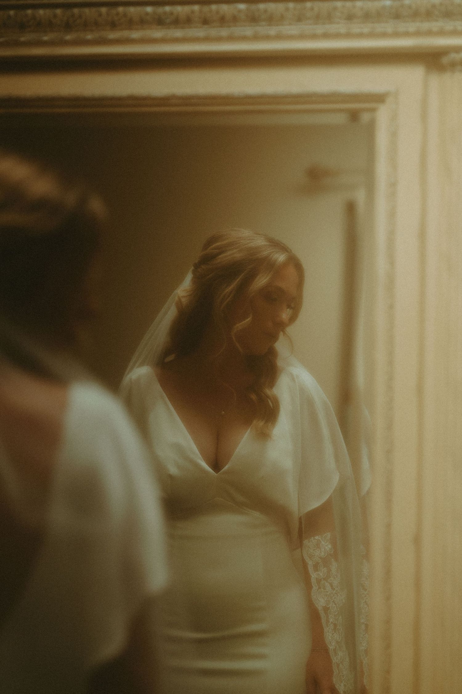 Texas wedding photographer with a vintage feel-classy and fun style with a retro vibe