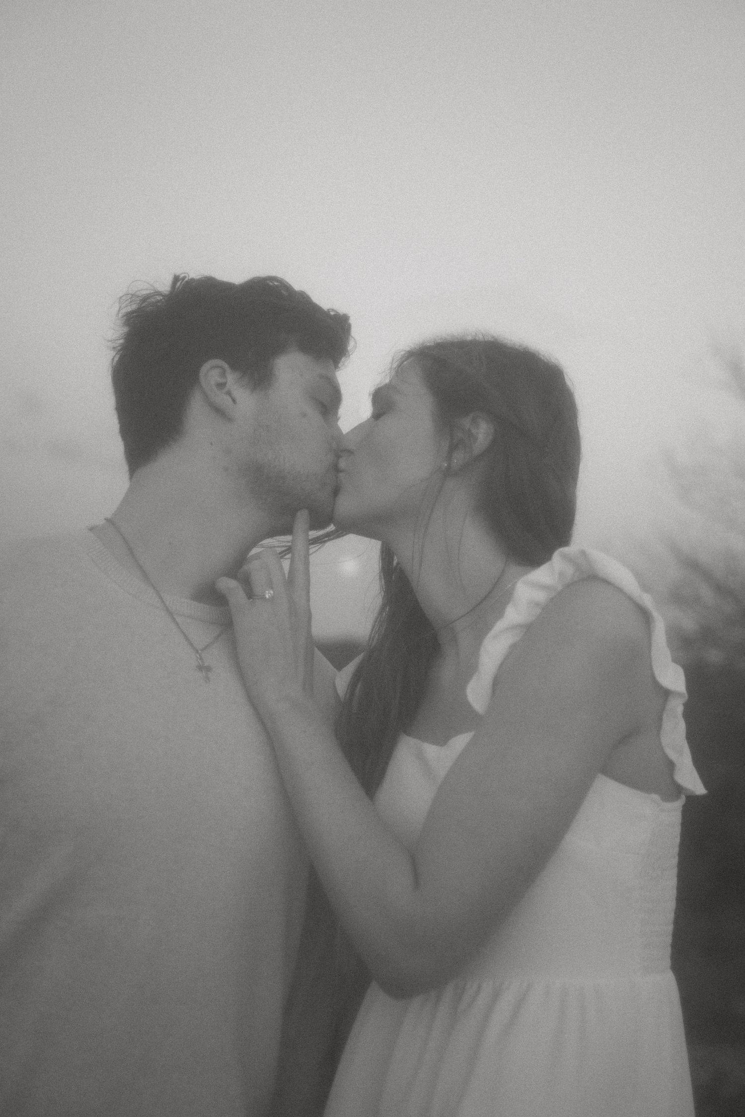 Spring film engagement session look-outdoor Texas engagement session. Engagement Session in fort worth Texas