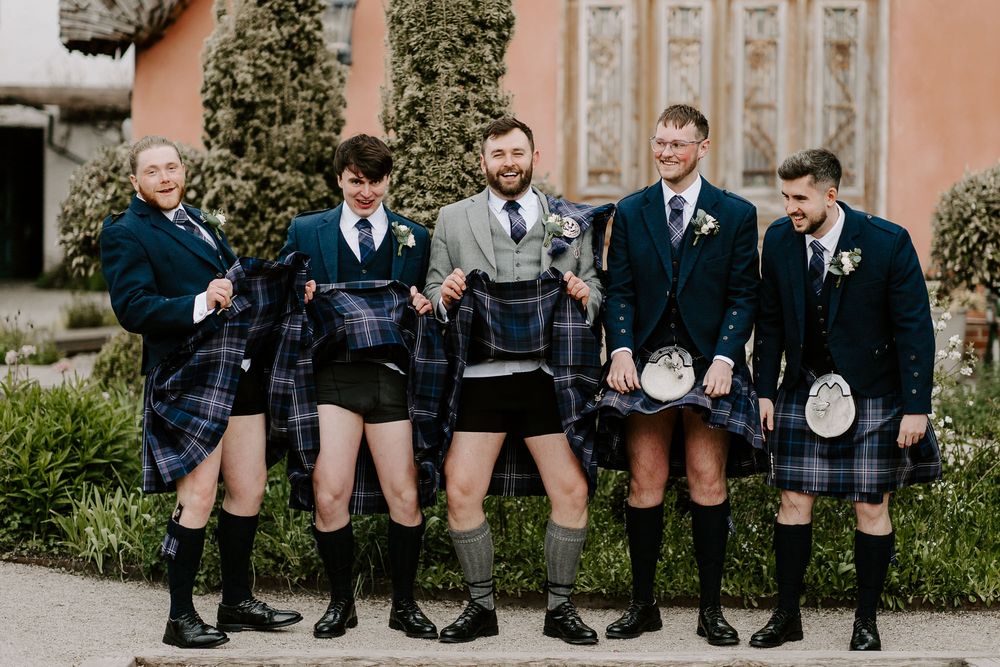 grooms men