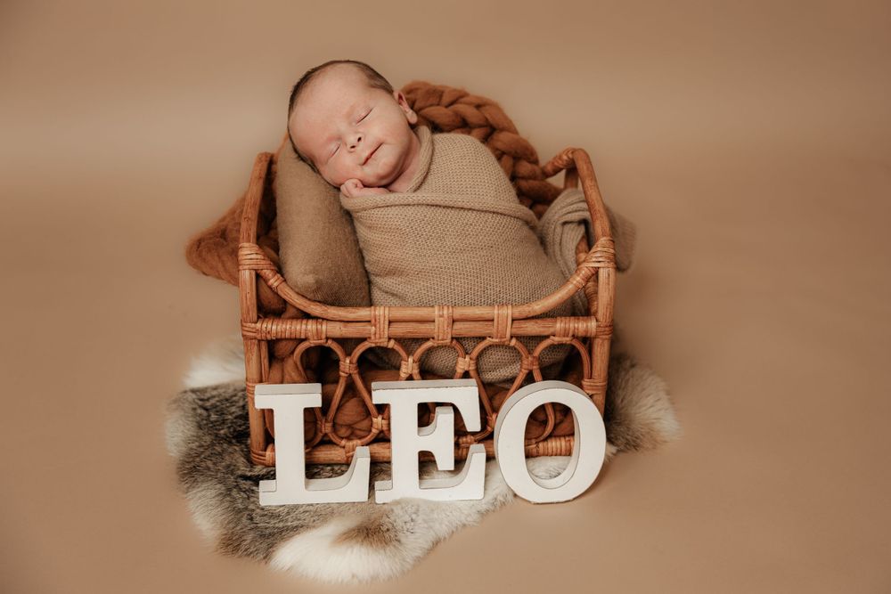 Newborn Photo - Photographer Wigan - Northwest newborn Photographer - Professional photography studio wigan.