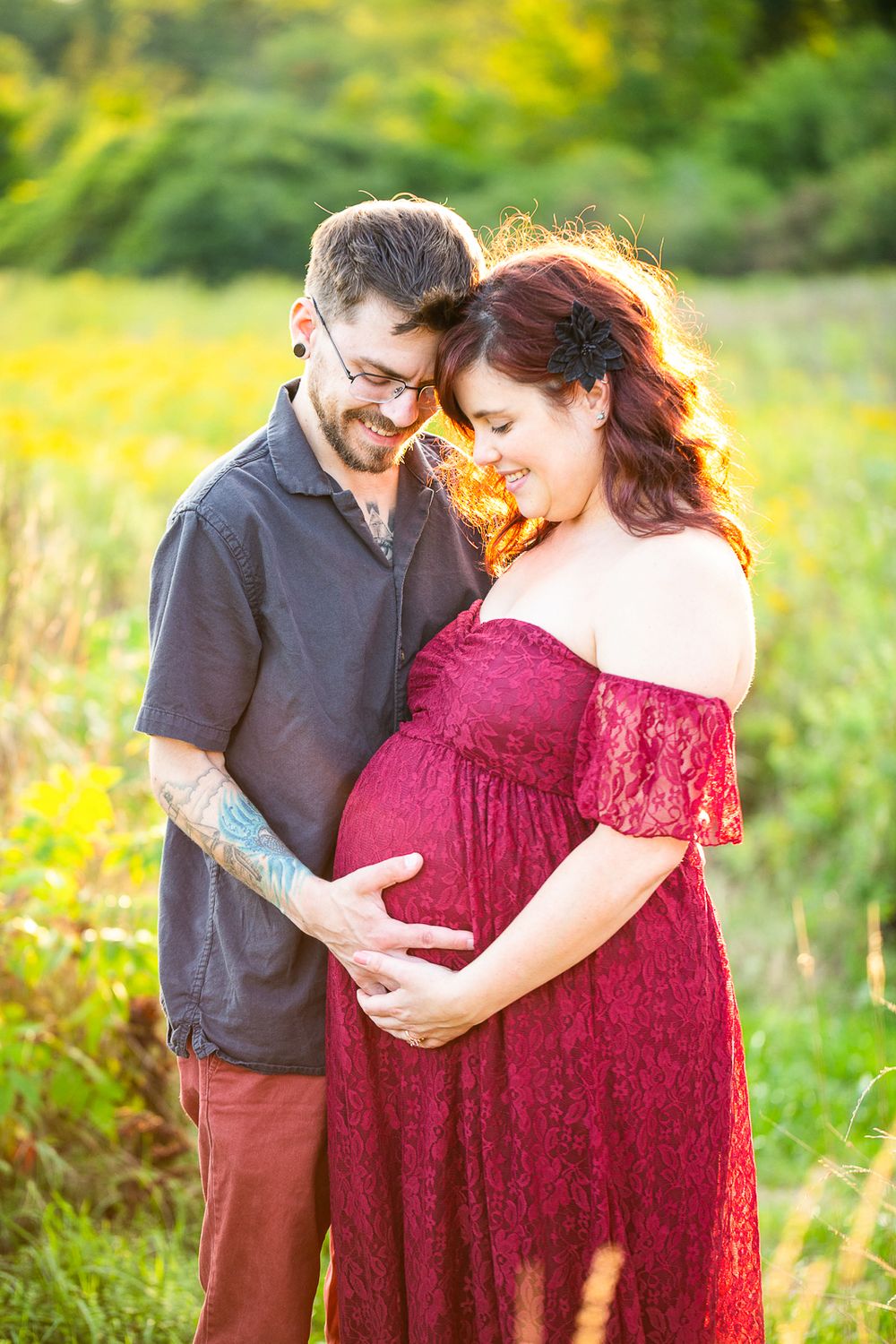 mom and dad to be, maternity session, outdoor session, maternity gown, maternity fashion, couple embracing, expecting parents, in love, baby