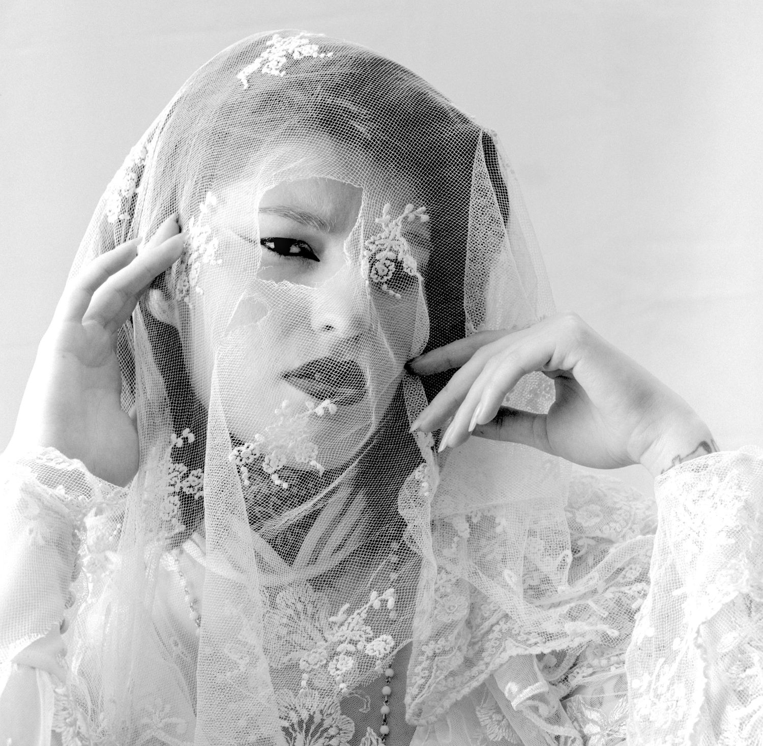 Model Ana Maria Viga - Southern Gothic photo event - Flow State Photo Events