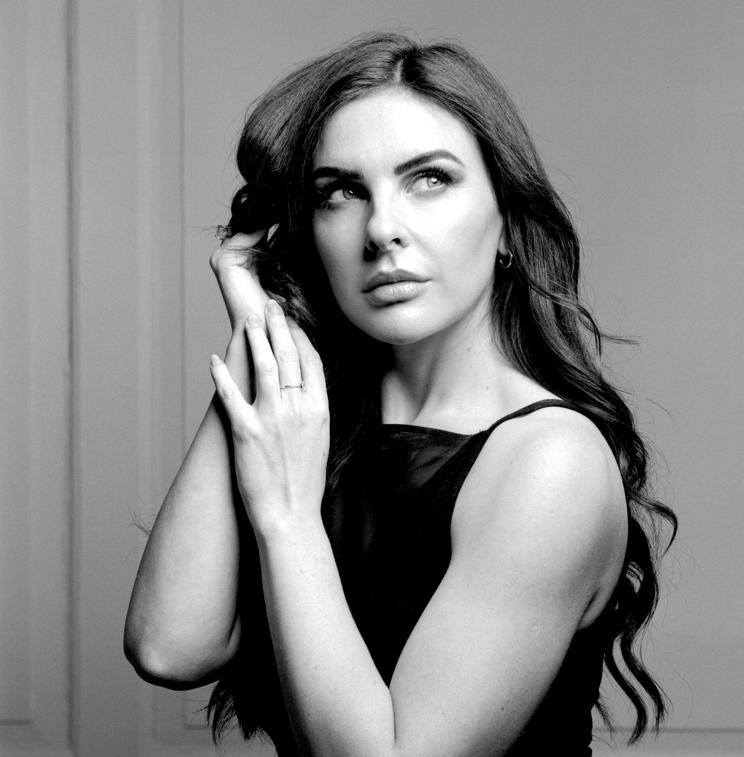 Portrait Photograph of UK model Alice Bryan