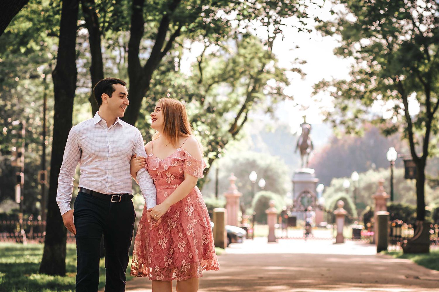 The Boston Public Garden is a perfect location for a summer engagement session in the city!