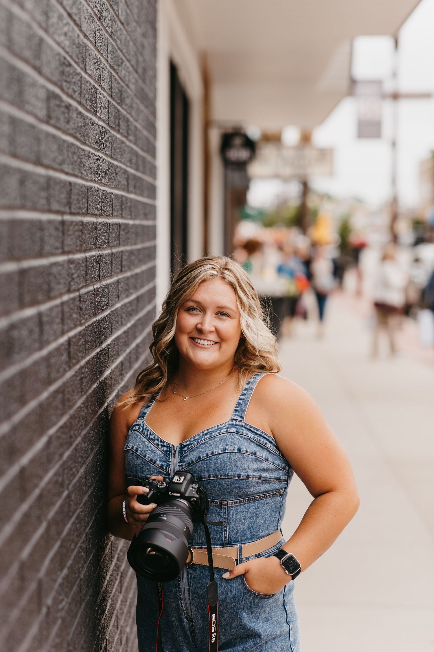 engagement and wedding photographer