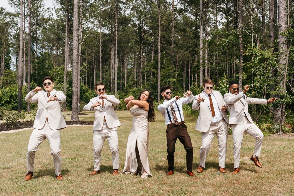 Jacksonville Wedding Photographer. Wilmington Wedding Photographer. Emerald Isle Photographer. Timberlee Farms Venue Photography. NC Wedding
