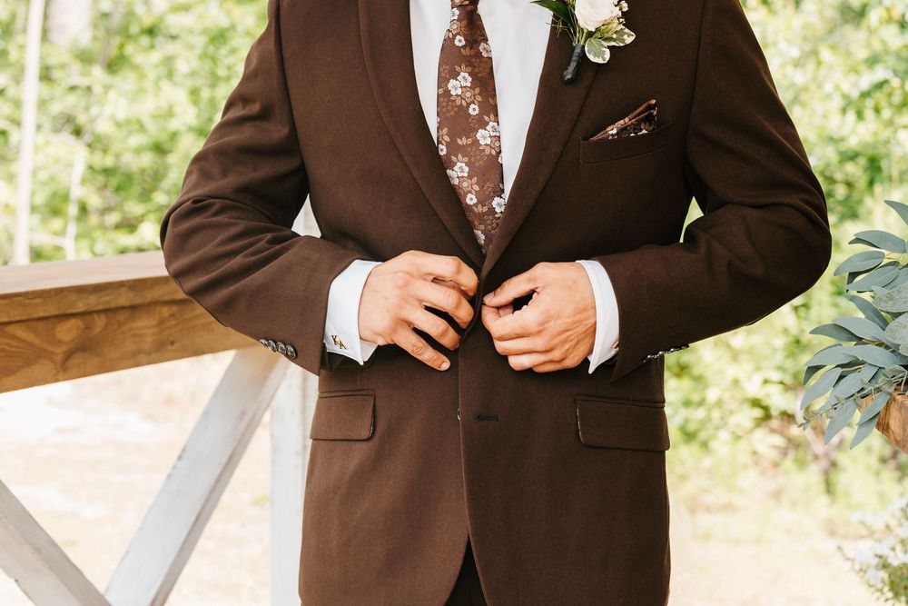 Jacksonville Wedding Photographer. Wilmington Wedding Photographer. Emerald Isle Photographer. Timberlee Farms Venue Photography. NC Wedding