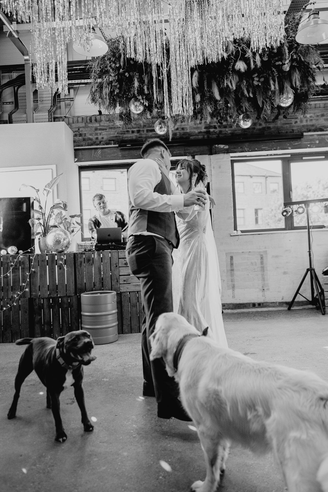Full Circle Brewery wedding photography