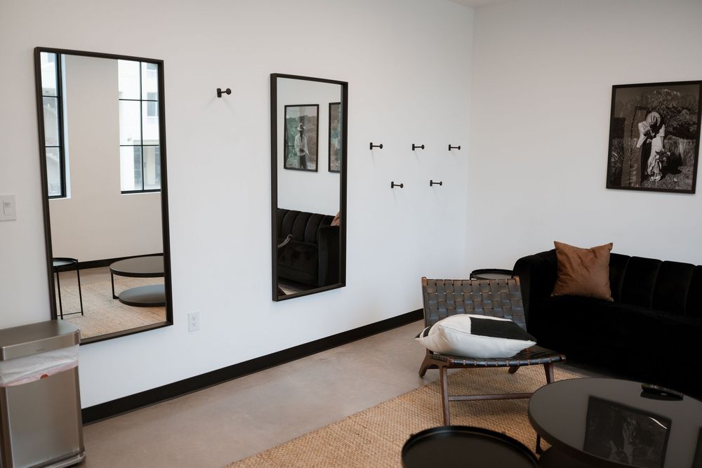 San Antonio skyline grooms suite