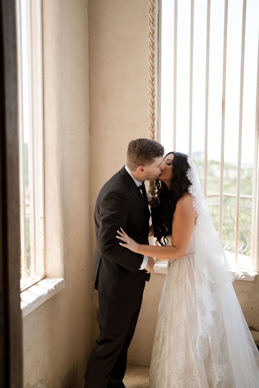 chapel Dulcinea wedding photographer