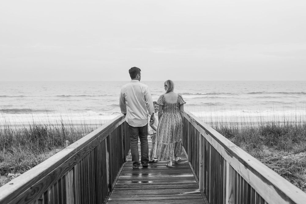 book you Emerald Isle beach photographer Samantha Ann photo studio best photos and reliable experience in swansboro nc