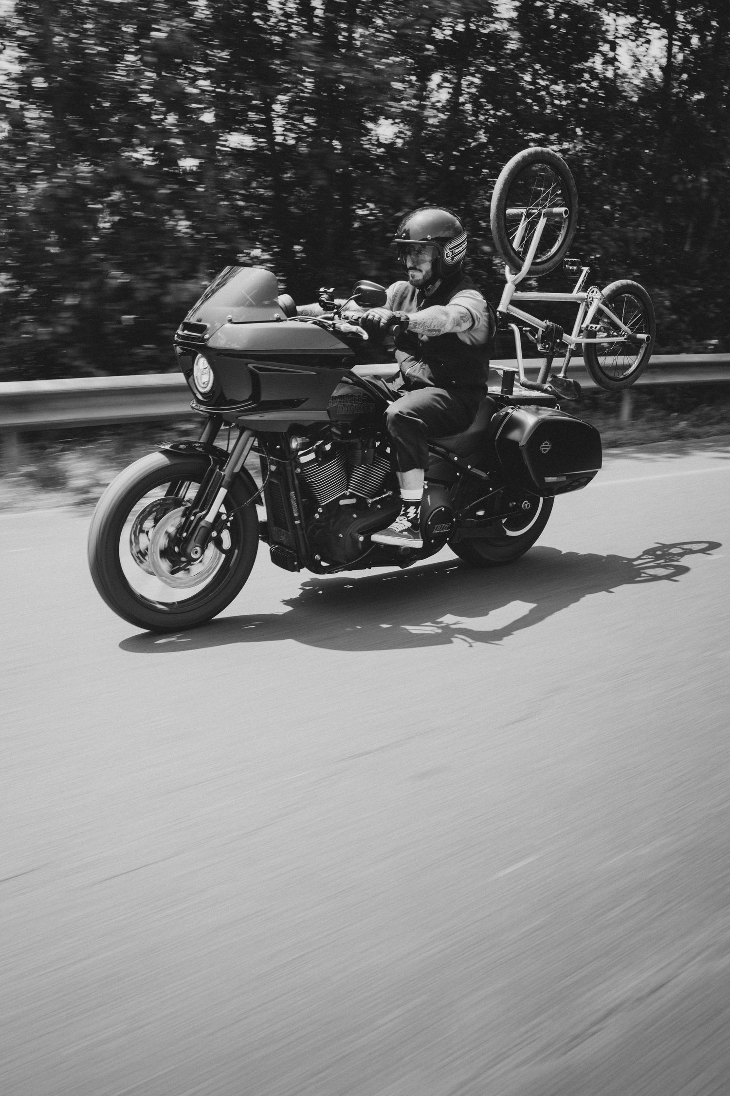 Cession shooting roulage avec a team Harley-Davidson sur le wheels & Waves 25