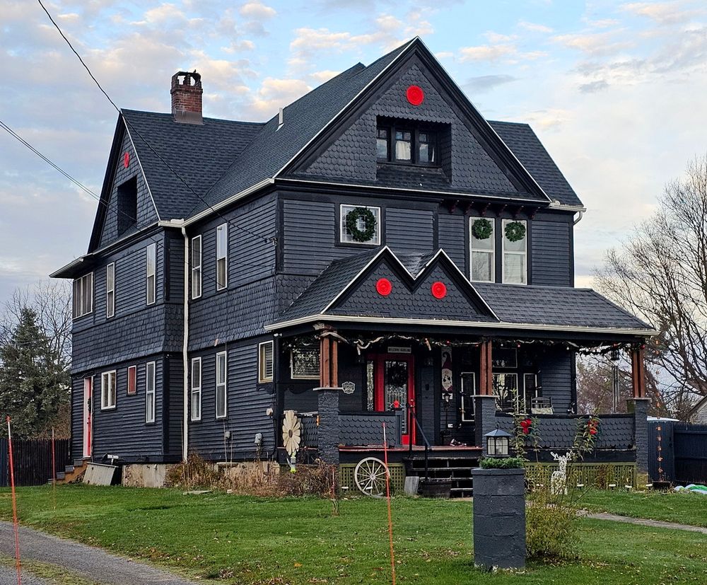 goth house