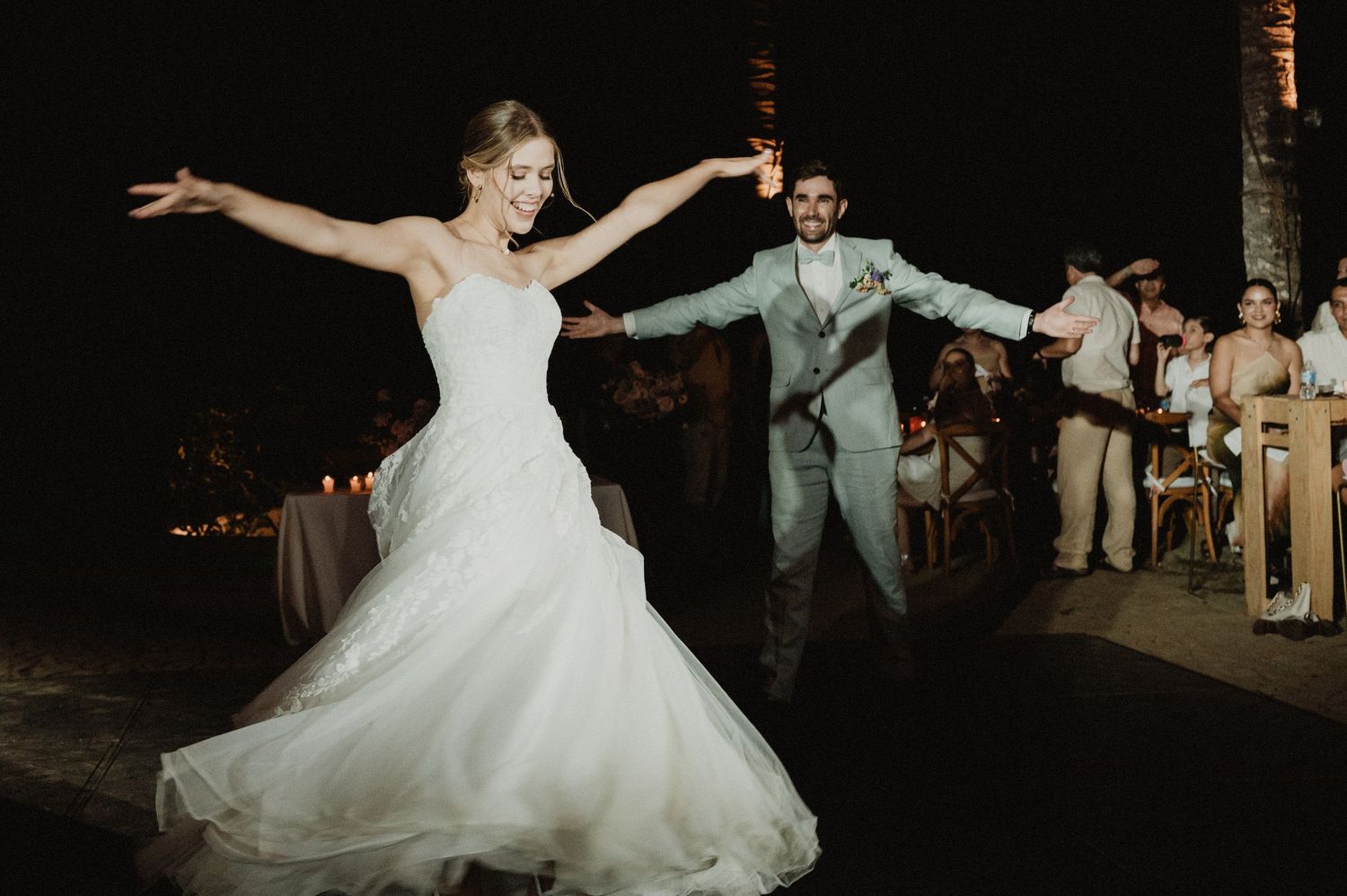 alexobregonsayulitaweddingphotographer