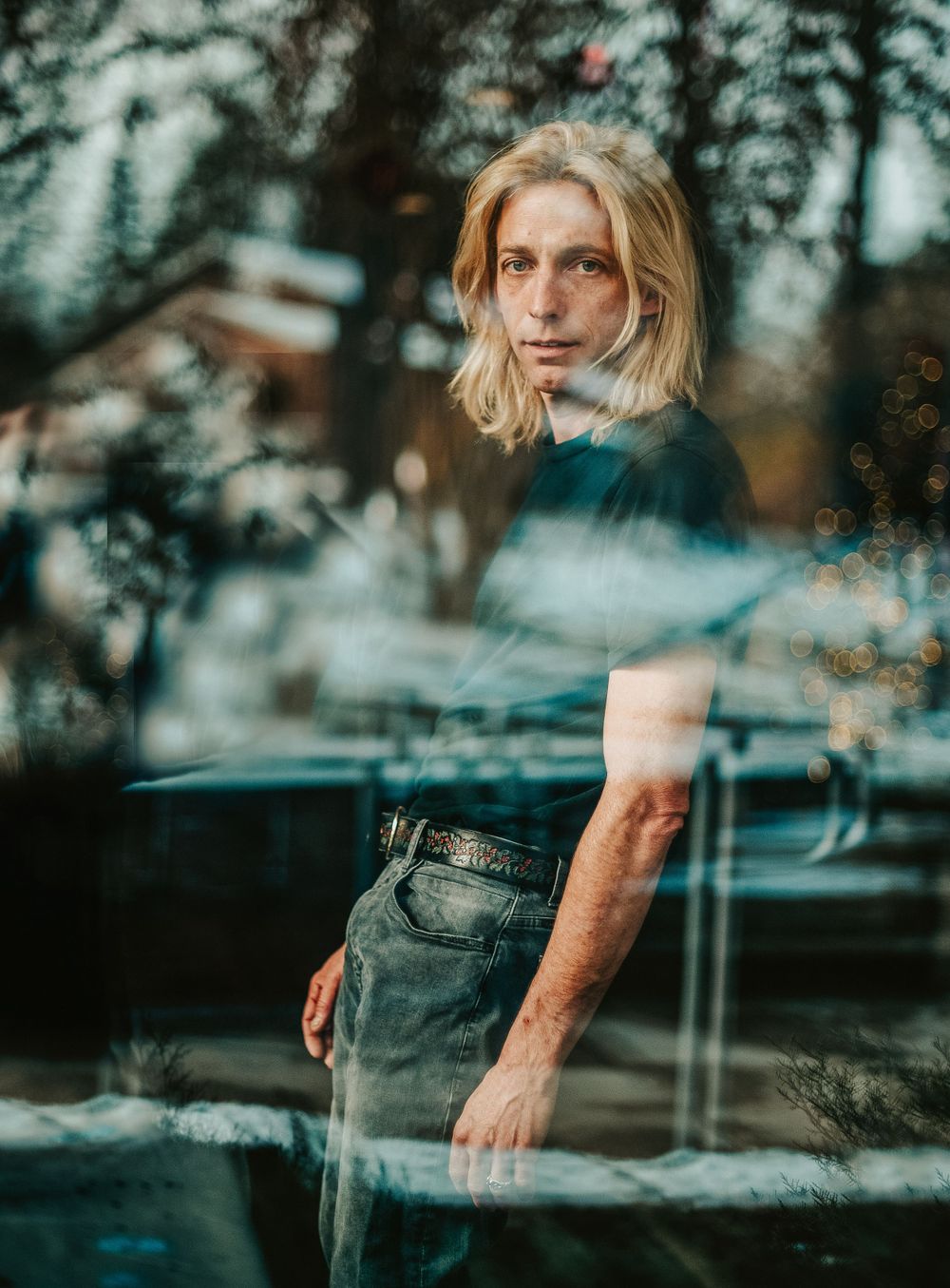 Portrait session in North Bethesda, MD. Photographed by Joey Rushfield of the DMV area.