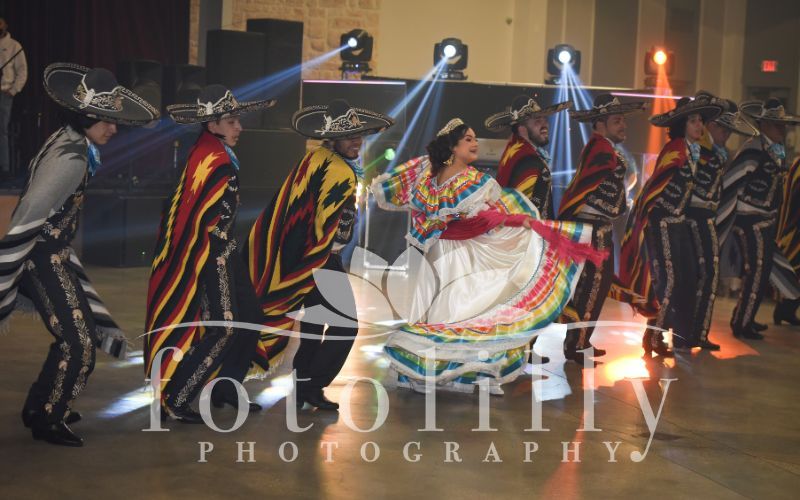All Inclusive Quinceanera venues quince decor quince dallas quince photographers quince photography packages DFW's Best Quince Photographers