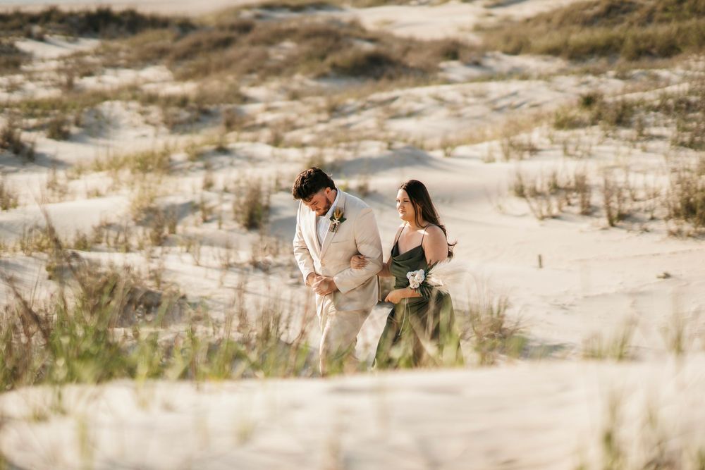 LiEna Photography. Emerald Isle wedding Photographer. Emerald Isle The Point Wedding. Crystal Coast Weddings Photographer. NC Photographer.L