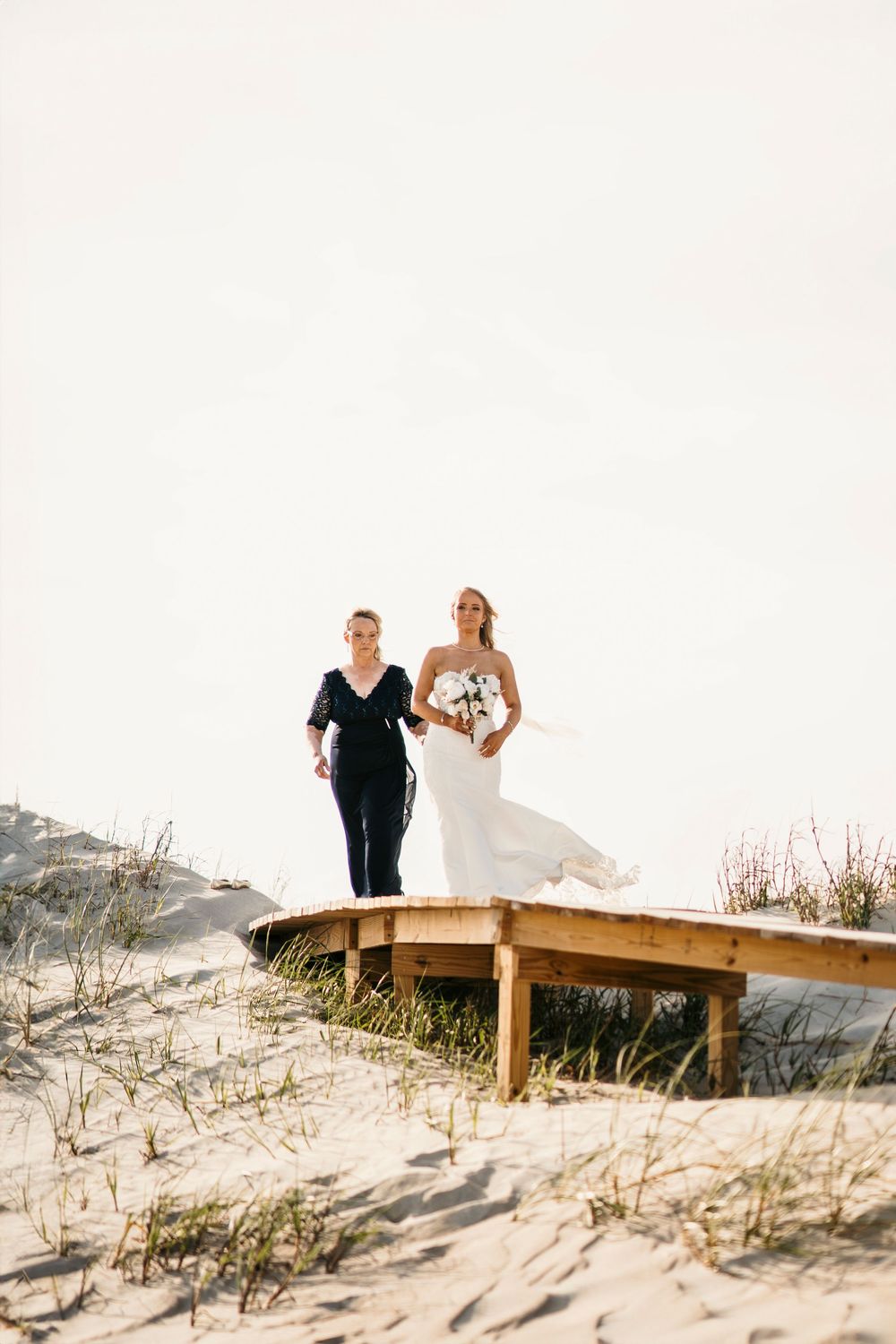 LiEna Photography. Emerald Isle wedding Photographer. Emerald Isle The Point Wedding. Crystal Coast Weddings Photographer. NC Photographer.