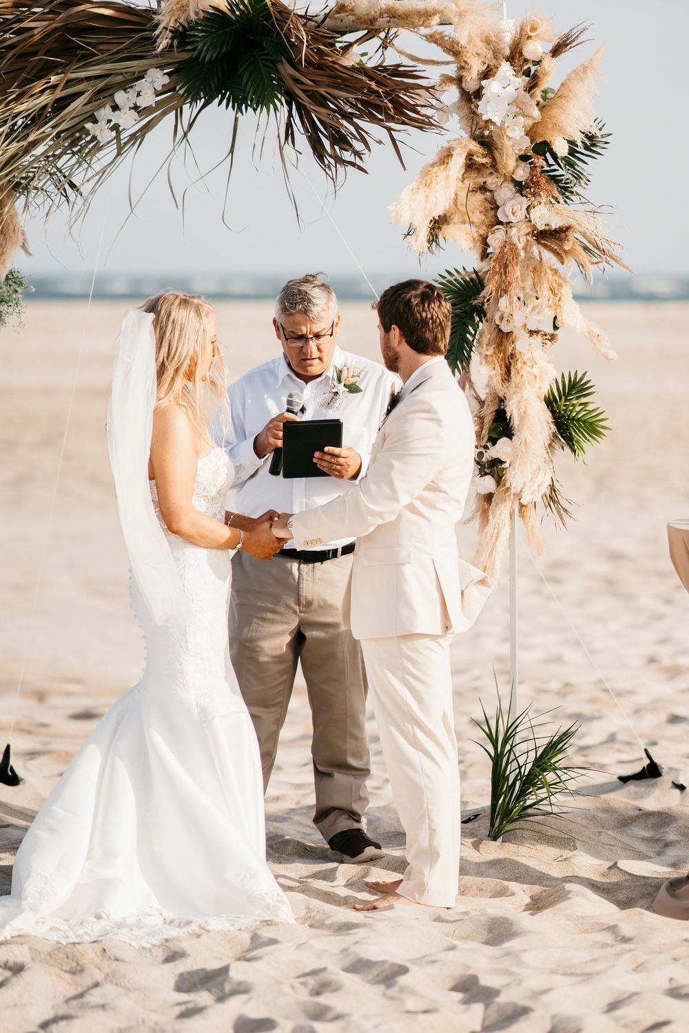 LiEna Photography. Emerald Isle wedding Photographer. Emerald Isle The Point Wedding. Crystal Coast Weddings Photographer. NC Photographer.