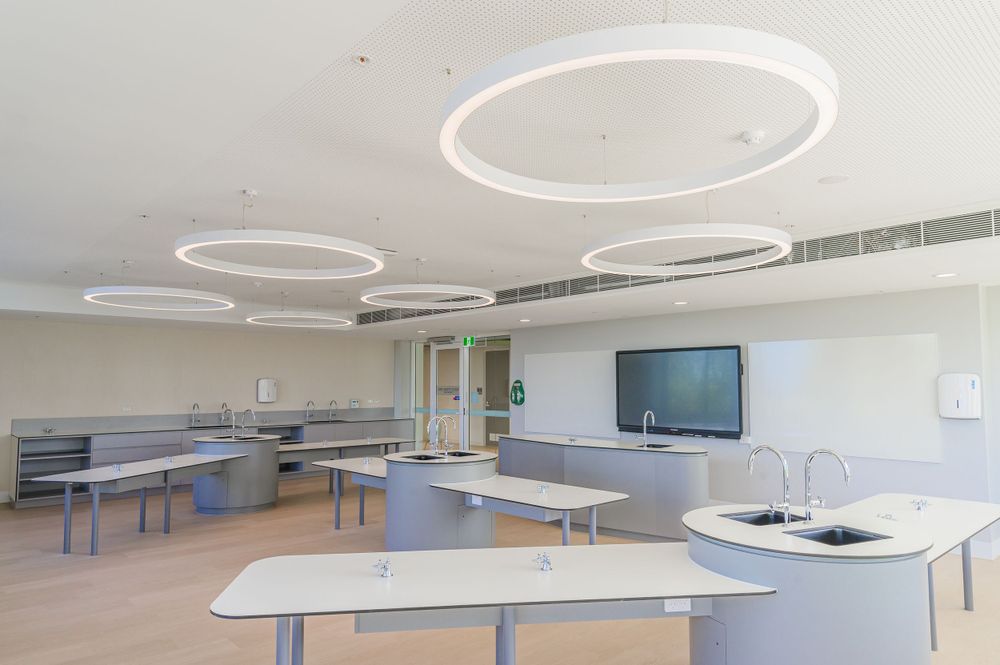 Science classroom at Reddam House North Shore, Sydney. © SIX84 Photography