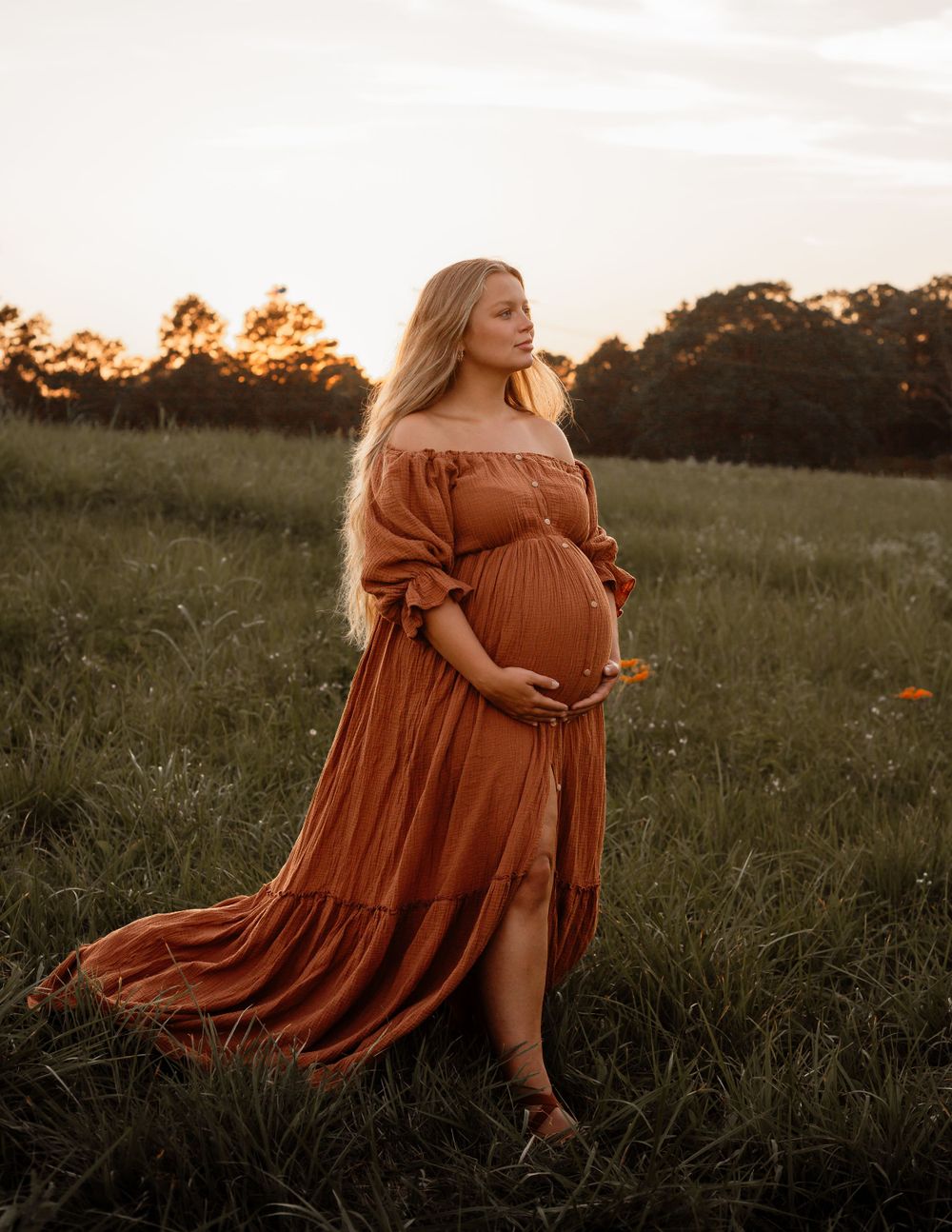 Storytelling Maternity Photoshoot In Albertville Alabama